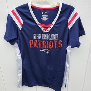 NFL Team Apparel 1st And Fashion Women's New England Patriots Sequin Shi…
